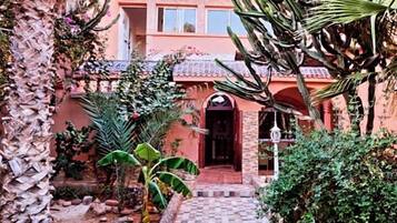 Voorkant van accommodatie