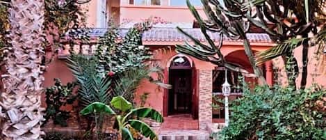 Façade de l’hébergement