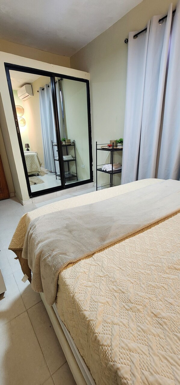 1 bedroom, iron/ironing board, free WiFi, bed sheets