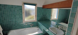 Shower, toilet paper