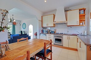 Private kitchen - Casa Maria - Cozy and peaceful home (Aljezur)
