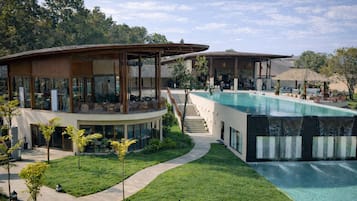Cascade de piscine