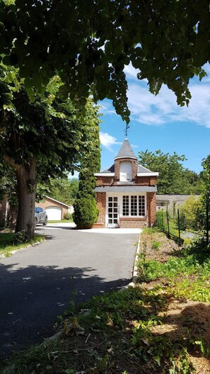 Garden - Le petit Château Avesnois (Avesnes-sur-Helpe)