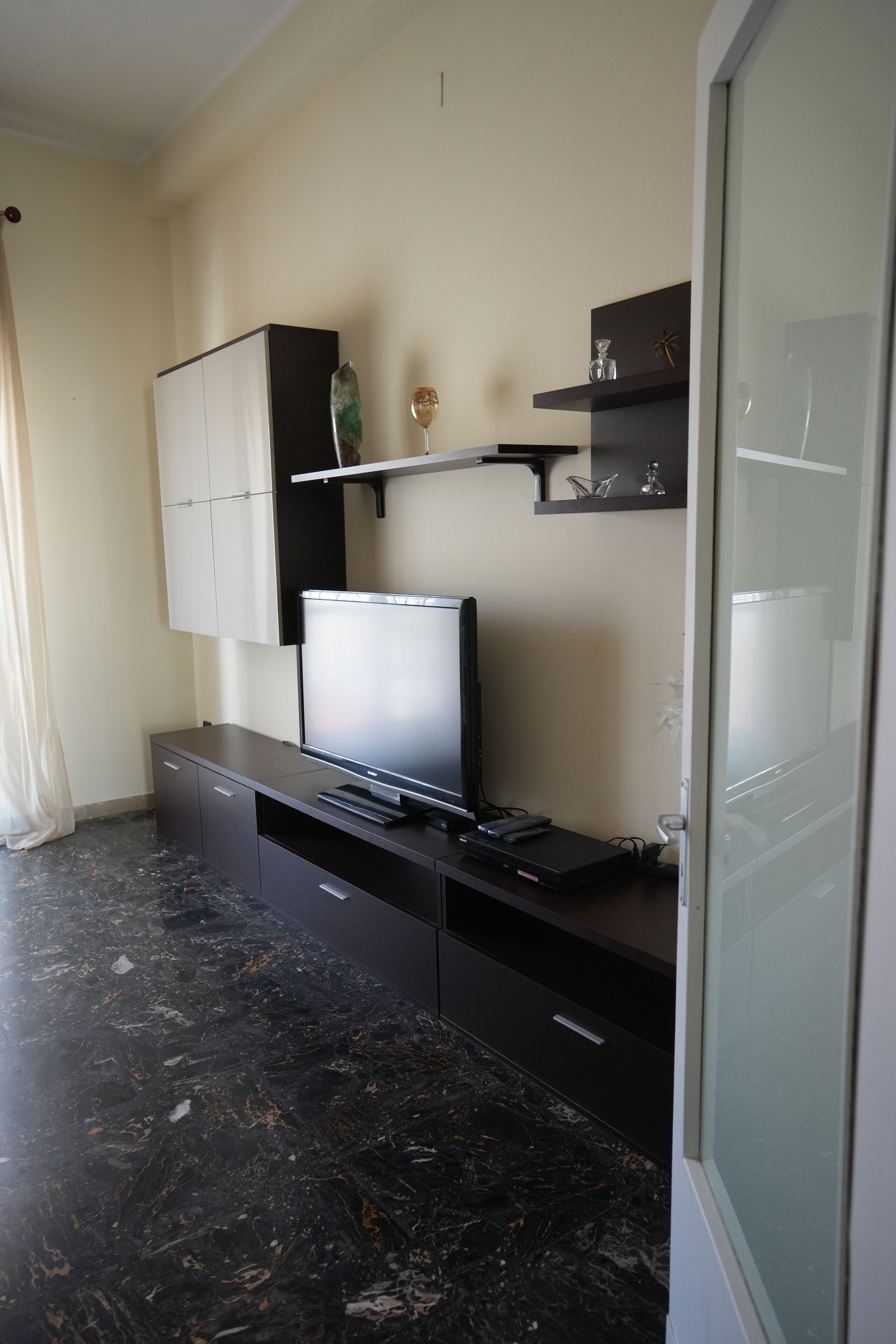 Ferienhaus, 2 Schlafzimmer, Balkon, Stadtblick | Wohnbereich