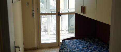 House, 2 Bedrooms, Balcony, City View | Premium bedding, down duvets, blackout curtains, iron/ironing board
