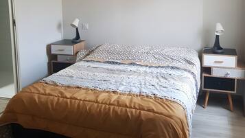 2 bedrooms