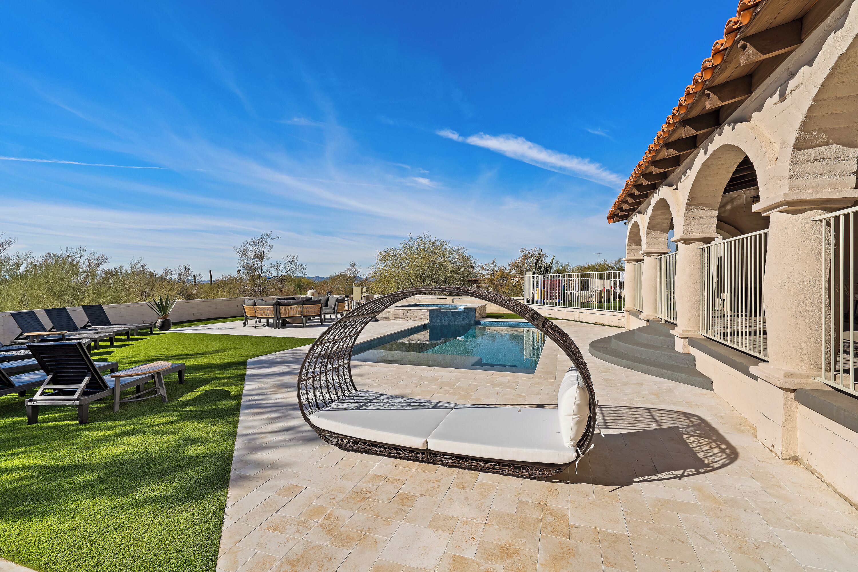 屋外プール、温水プール