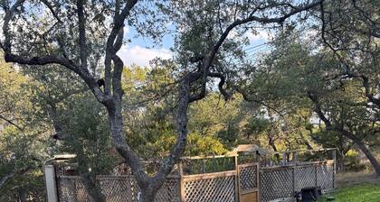 Kid Friendly 4-bedroom house in Dripping Springs with bunk bed room and big yard