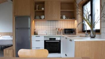 Forn, placa de cuina i rentaplats