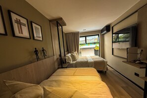 3 bedrooms, iron/ironing board, Internet, bed sheets - Terrario Las Acacias Luxury Apartment With High Luxury Standards (Armenia)