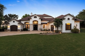 Exterior - Austin Ridge Escape - Pool, Hot Tub & Fireplace (Austin)