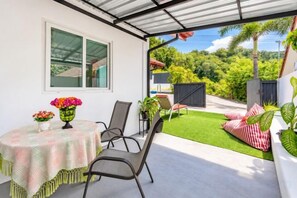 Unclassified image, 2 of 6, button - Chalong Hideaway Pool Villa (Phuket)