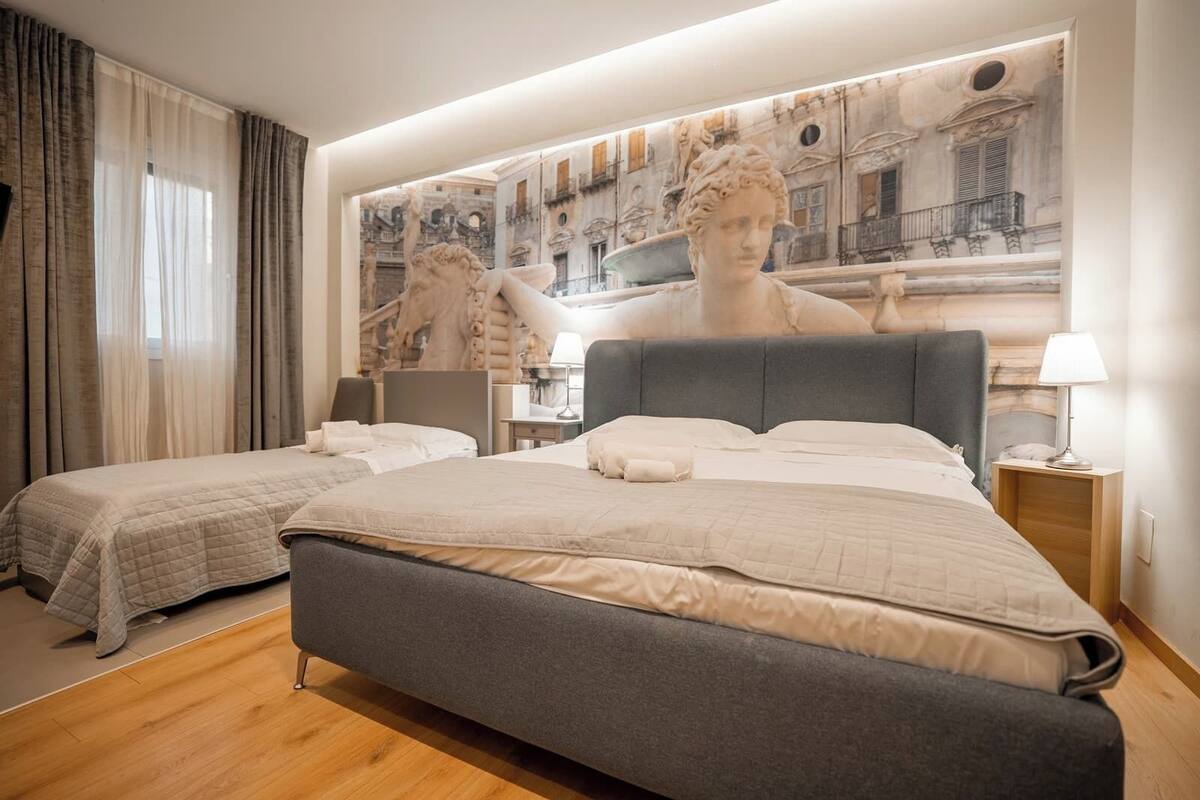 Comfort Triple Room | Blackout drapes, soundproofing, iron/ironing board, free WiFi