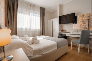 Double Room, City View | Blackout drapes, soundproofing, iron/ironing board, free WiFi