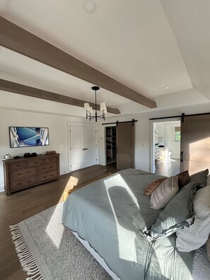 4 Schlafzimmer, Bügeleisen/Bügelbrett, kostenloses WLAN, Bettwäsche