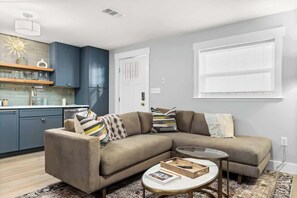 Téléviseur, bureau