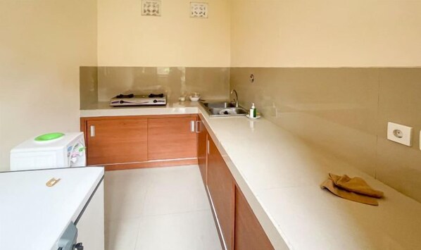 Private kitchen - Bejraee Kumar Guest House Ubud (Bali)