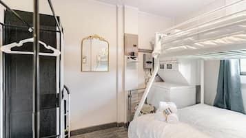 3 camere, accesso a Internet, lenzuola