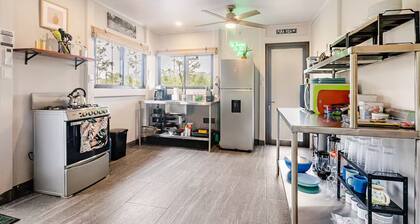 Hiker's Hideaway-Pura Vidaville. Mins to Rio Celeste -Private Cabin Escape.