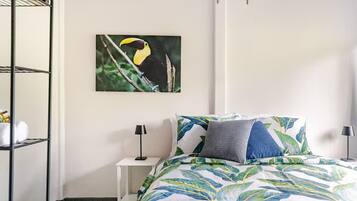 3 bedrooms, free WiFi, bed sheets, wheelchair access