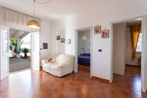 2 bedrooms, free WiFi