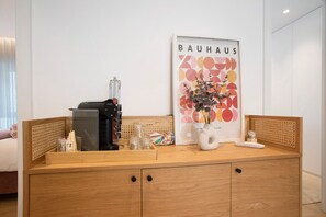 Interior - Apartment 'Coastal Dreams - Brisa' with Sea View, Wi-Fi, and Air Conditioning (Nazaré)