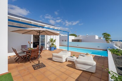 Vacation Villa 'Turqué' with Sea View, Private Pool and Wi-Fi