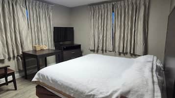 Rom, 1 kingsize-seng, ikke-røyk | Strykejern/-brett, wi-fi (inkludert) og sengetøy