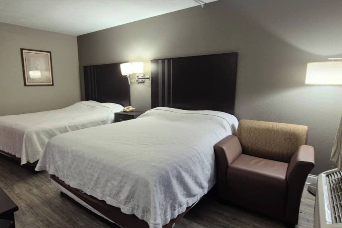 룸, 퀸사이즈침대 2개, 금연 | 다리미/다리미판, 무료 WiFi, 침대 시트