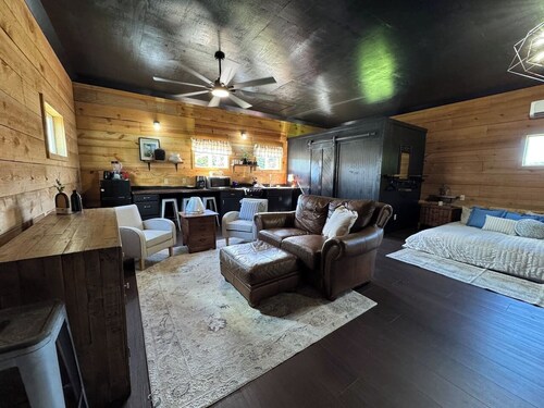 Tiny Bear Studio in Fort Payne