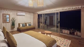 Phòng đôi Deluxe | Két bảo mật tại phòng