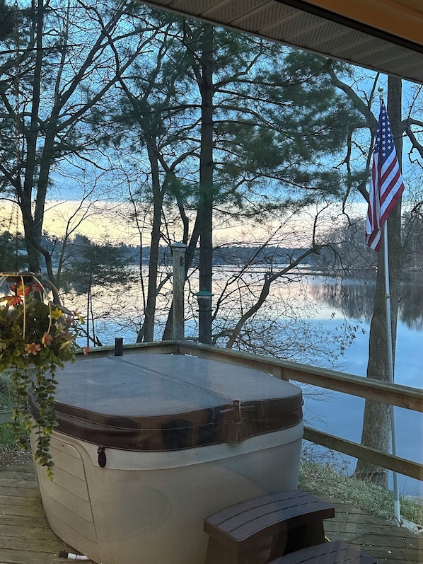 Terrace/patio - Great room w/ pool table in a 1-bdrm party barn in Newaygo; River access (Newaygo)