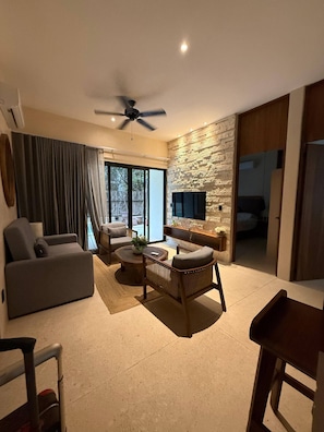 Apartment, 3 Bedrooms, Accessible, Private Pool | Living area