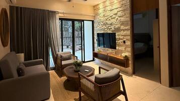 Apartment, 3 Bedrooms, Accessible, Private Pool | Living area