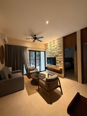 Apartment, 3 Bedrooms, Accessible, Private Pool | Living area
