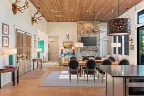 Interior - Lux Teton Lodge, Hot Tub, Privacy on Ski Hill Rd (Driggs)