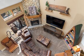 Studio (4 Bedrooms) | Front of property