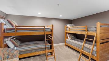 Studio (4 Bedrooms) | Exterior