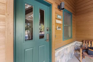 Studio (4 Bedrooms) | Bahagian luar