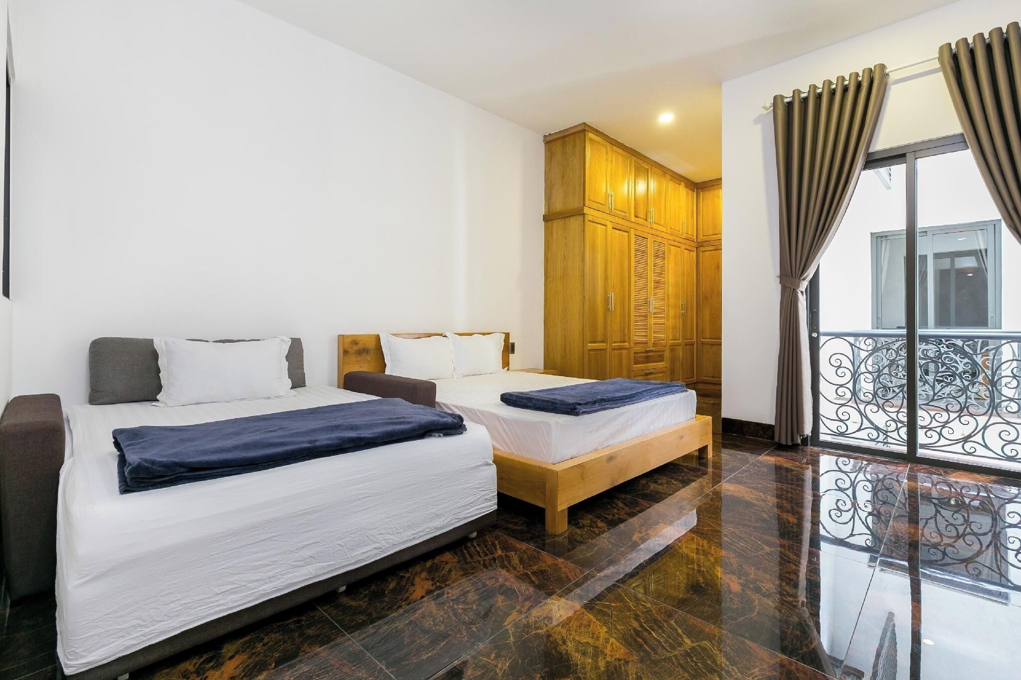 Studio | Kedap suara dan Wi-Fi gratis