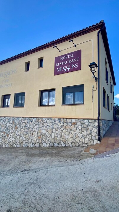 Hostal Mussols