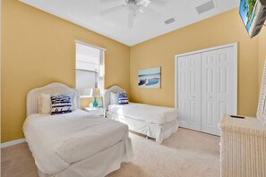 4 bedrooms, desk, iron/ironing board, WiFi