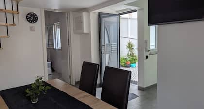 Cosy 2-bedroom villa with patio and barbecue