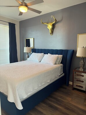 1 bedroom, WiFi, bed sheets