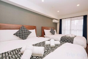 Unclassified image, 5 of 18, button - Nipponbashi Royal (Osaka)