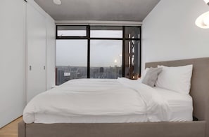 2 habitaciones, tabla de planchar con plancha y wifi 