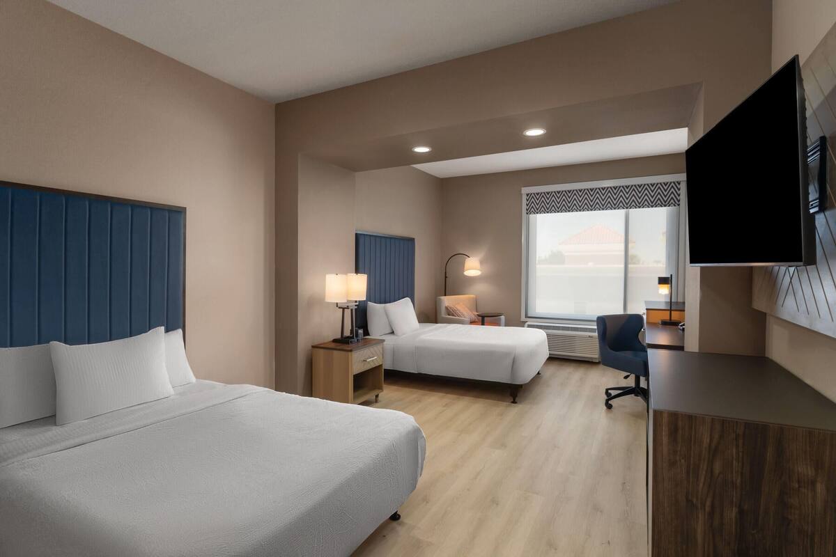 Room, 2 Queen Beds, Mobility Accessible, Non Smoking (Hearing, Bathtub w/ Grab Bars)
