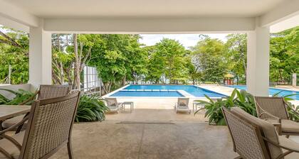 Cozy Beach Getaway! – Punta Leona Paradise