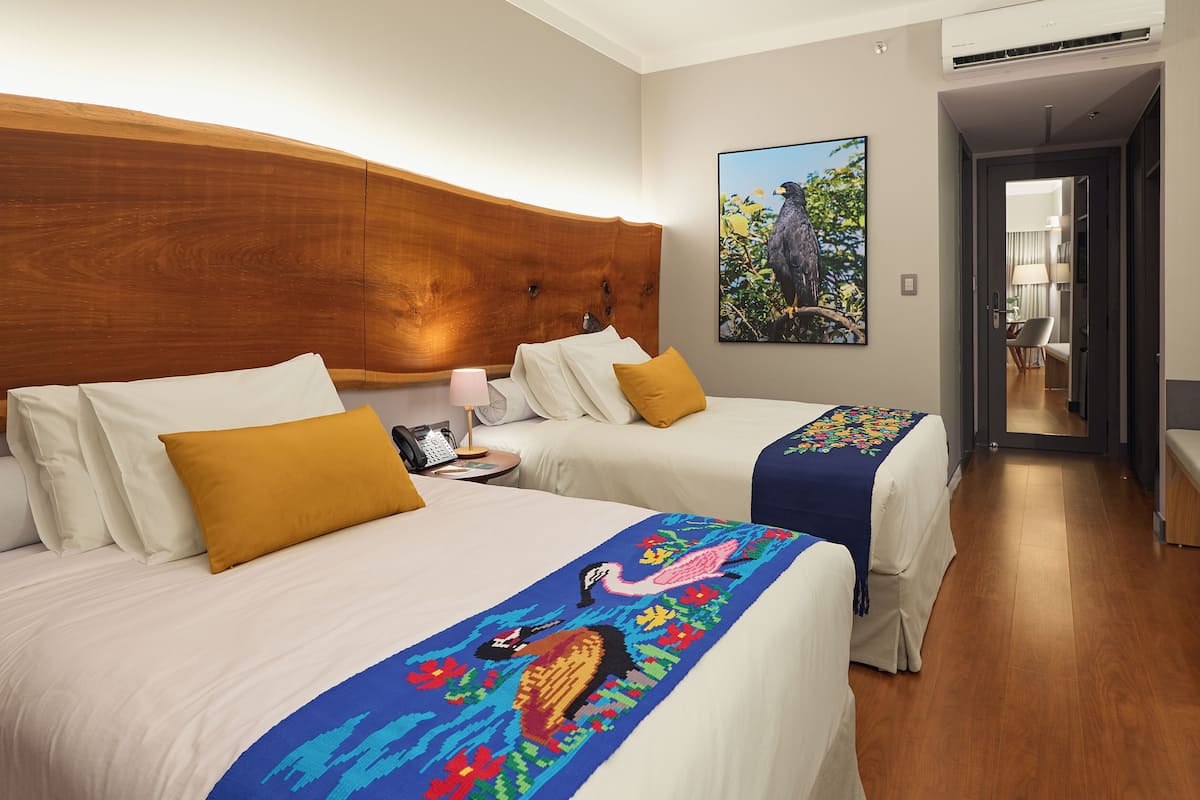Quarto Superior com 2 Camas de Solteiro | Minibar y wifi gratis