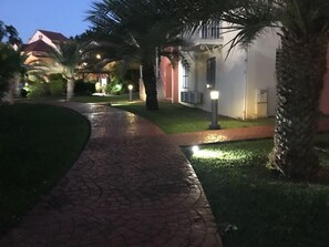 Property grounds - Aaaaaazzzzzzzz (Le Gosier)